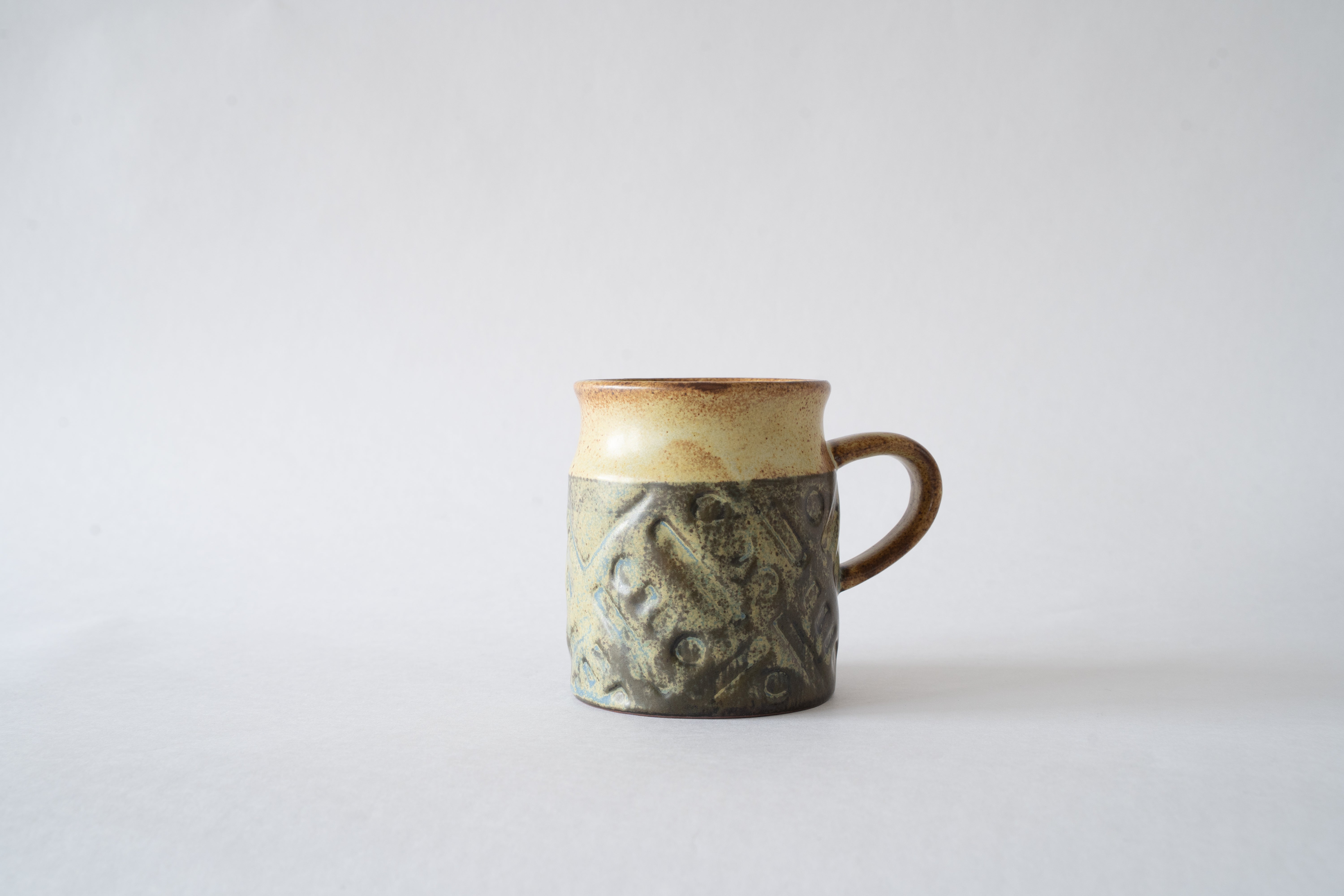 かしわ窯｜窯垣の小径シリーズ マグカップ（L） – Masukichi -Pottery