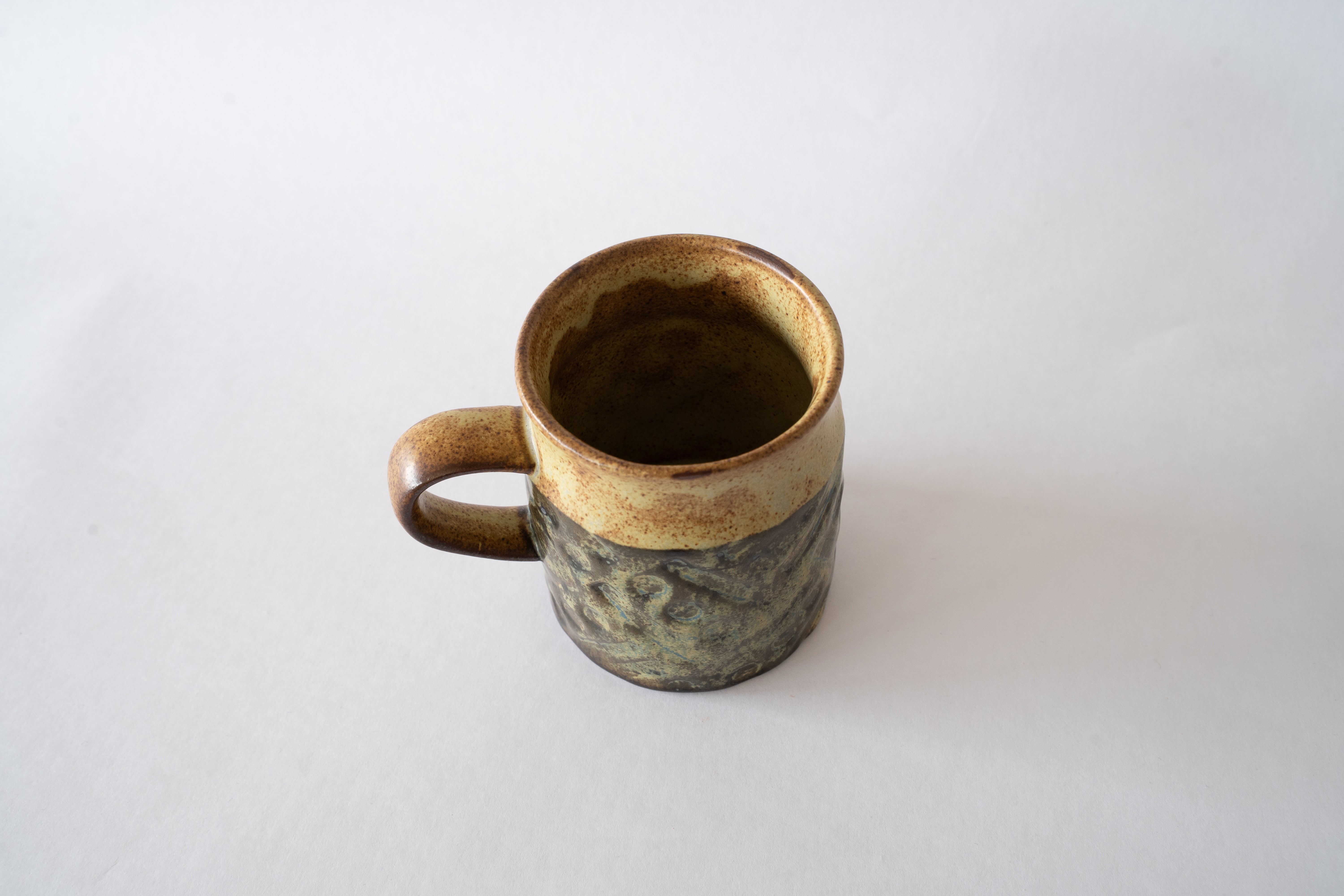かしわ窯｜窯垣の小径シリーズ マグカップ（L） – Masukichi -Pottery