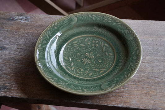 S U I Y O | 【陽刻】パスタ皿 青磁